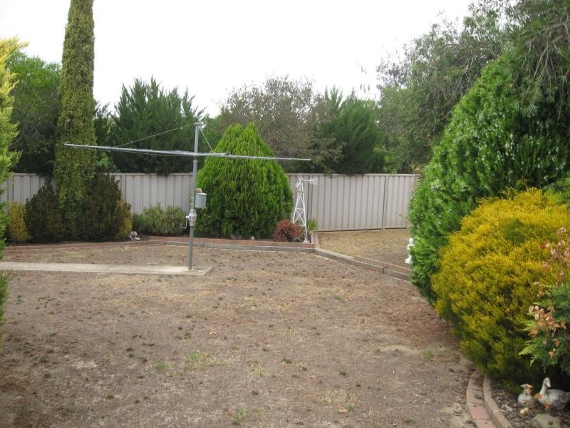 2 Paula Court, Kangaroo Flat VIC 3555