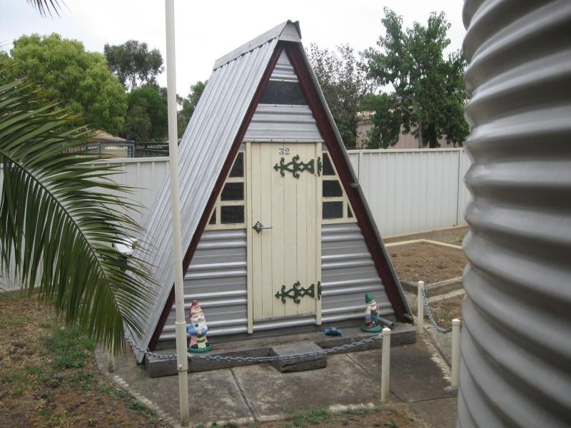 2 Paula Court, Kangaroo Flat VIC 3555