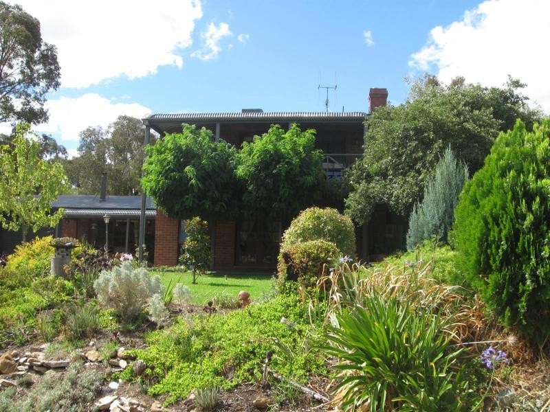 190 Sailors Gully Road, Sailors Gully VIC 3556