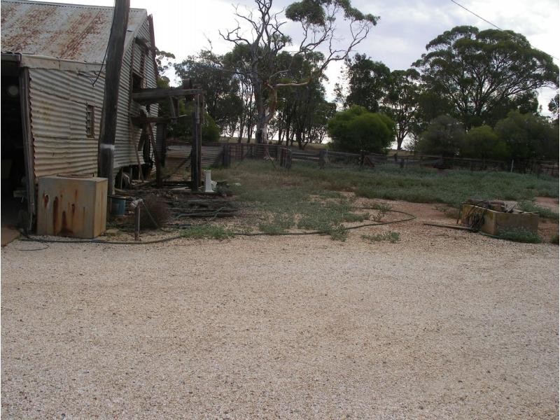 140 Robertson Road, Raywood Vic 3570, Raywood VIC 3570