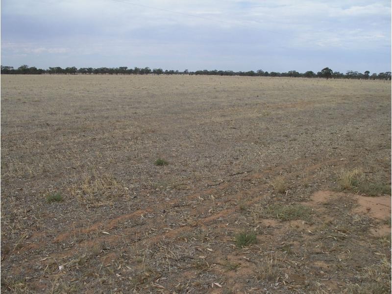 26 a&b Hartney Road, Kamarooka VIC 3570