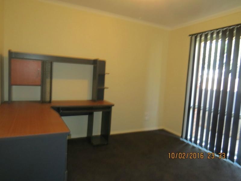 18 Racecourse Road, Wedderburn VIC 3518