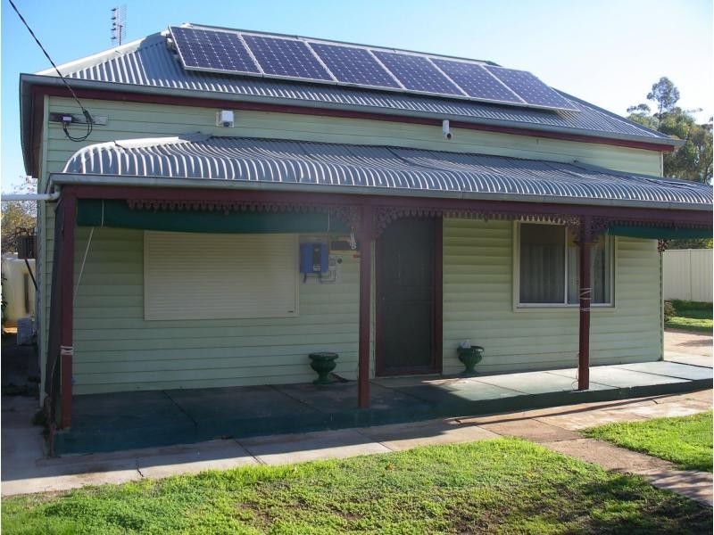 100 High Street, Wedderburn VIC 3518