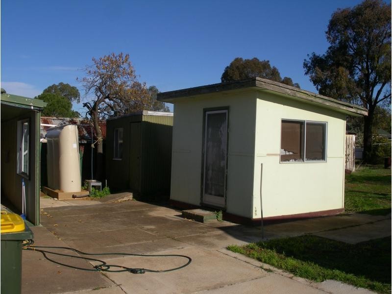 100 High Street, Wedderburn VIC 3518