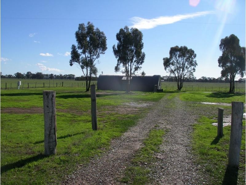 26 A & B 2/249 Hartney Road, Kamarooka VIC 3570