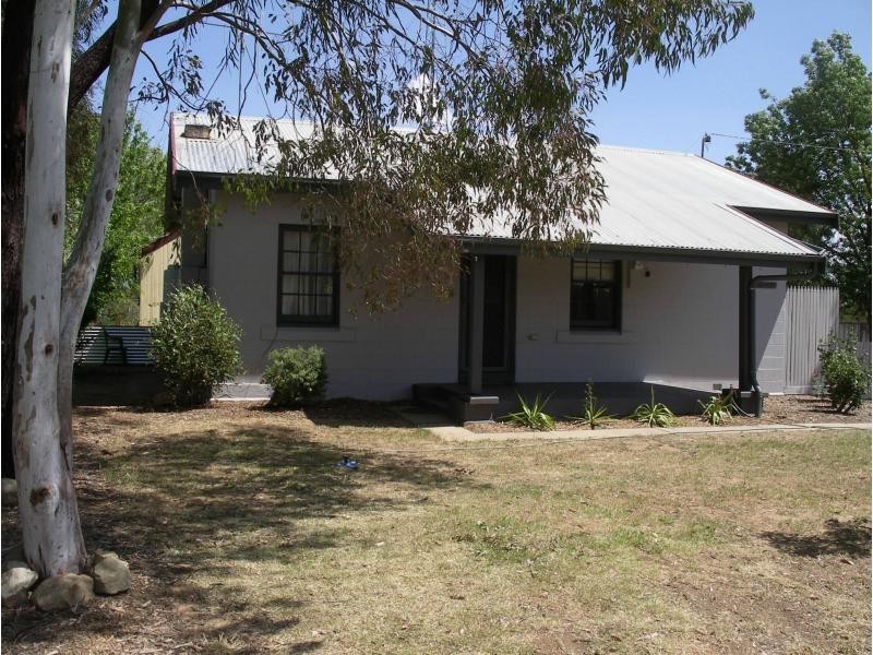 21 Mack Street, Dingee VIC 3571