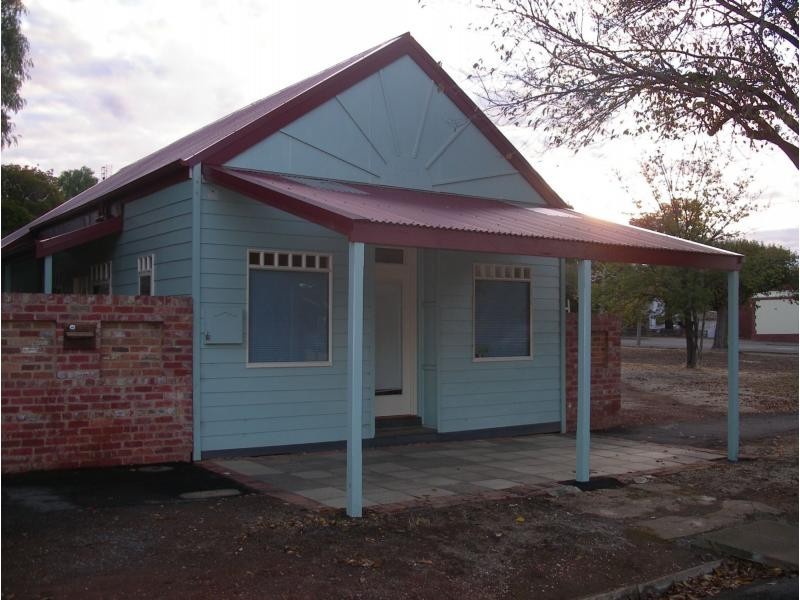 88 High street, Wedderburn VIC 3518