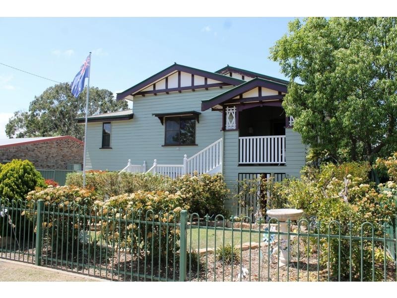 92 Albion Street, Warwick QLD 4370