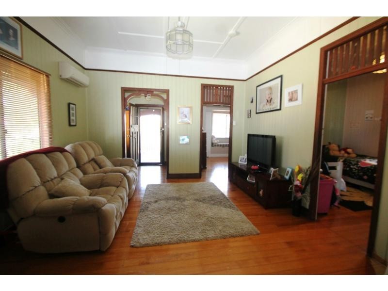 92 Albion Street, Warwick QLD 4370