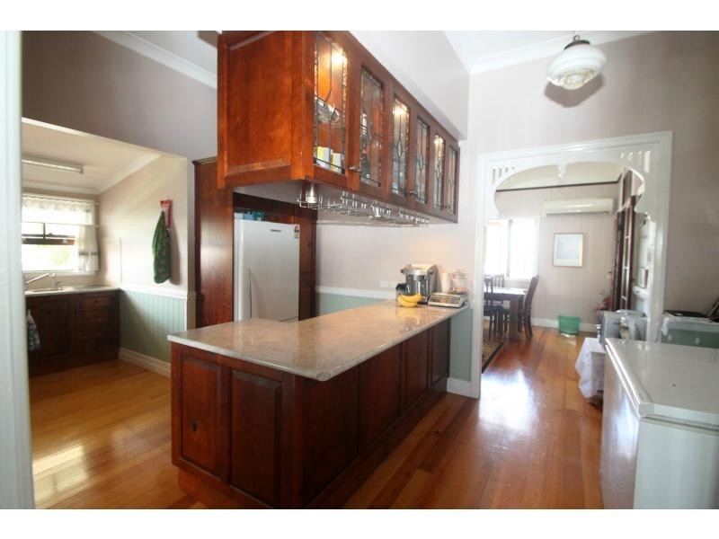 92 Albion Street, Warwick QLD 4370