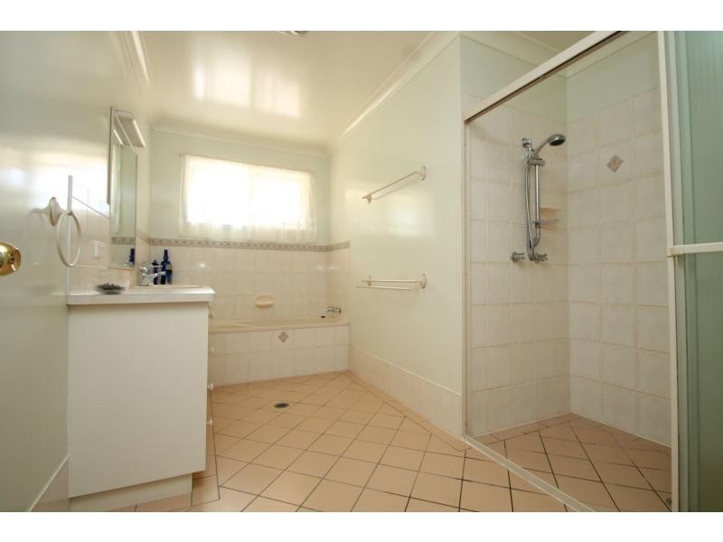 2 Rebecca Court, Warwick QLD 4370