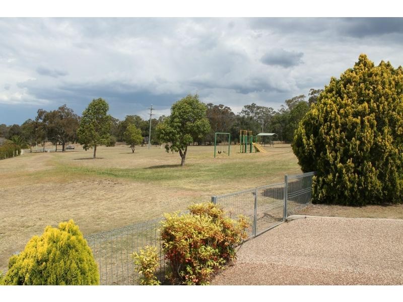 2 Rebecca Court, Warwick QLD 4370