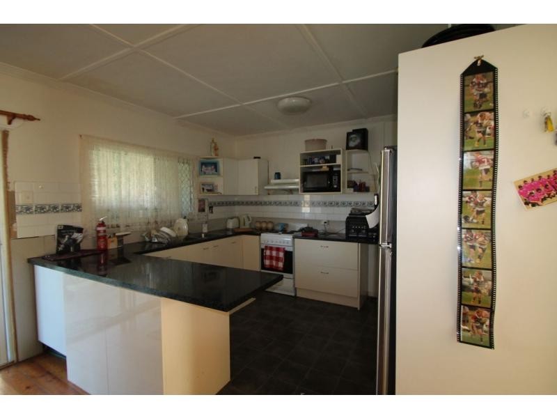 2 Batterham Street, Warwick QLD 4370