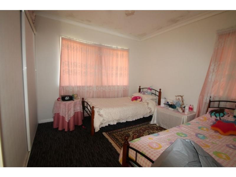 2 Batterham Street, Warwick QLD 4370