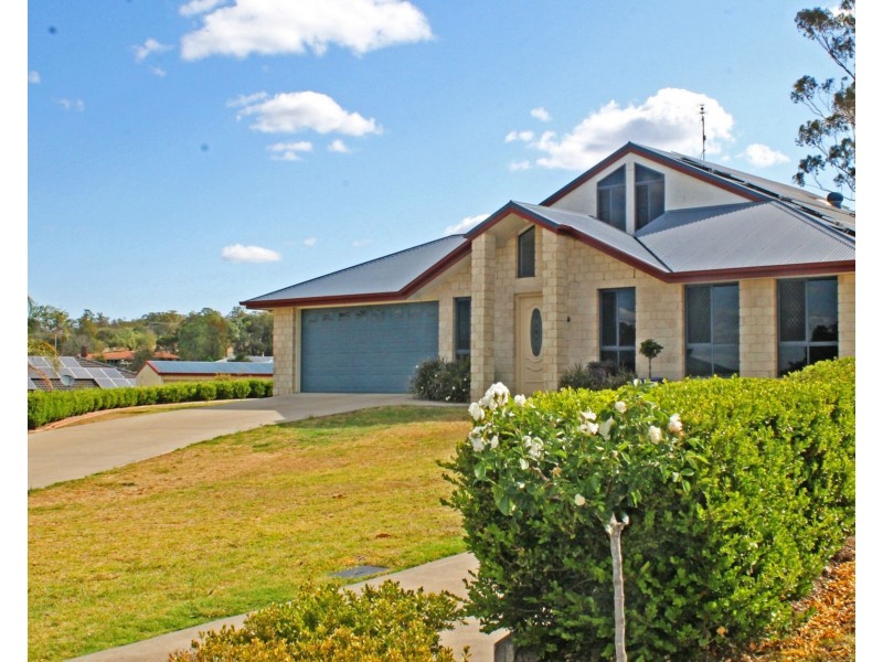 7 Sandstone Court, Warwick QLD 4370