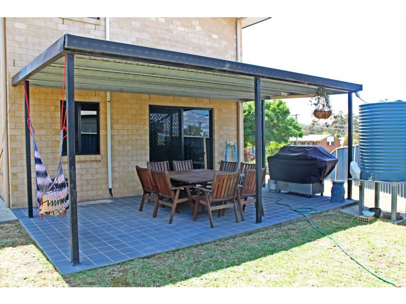 8 Hughes Place, Warwick QLD 4370