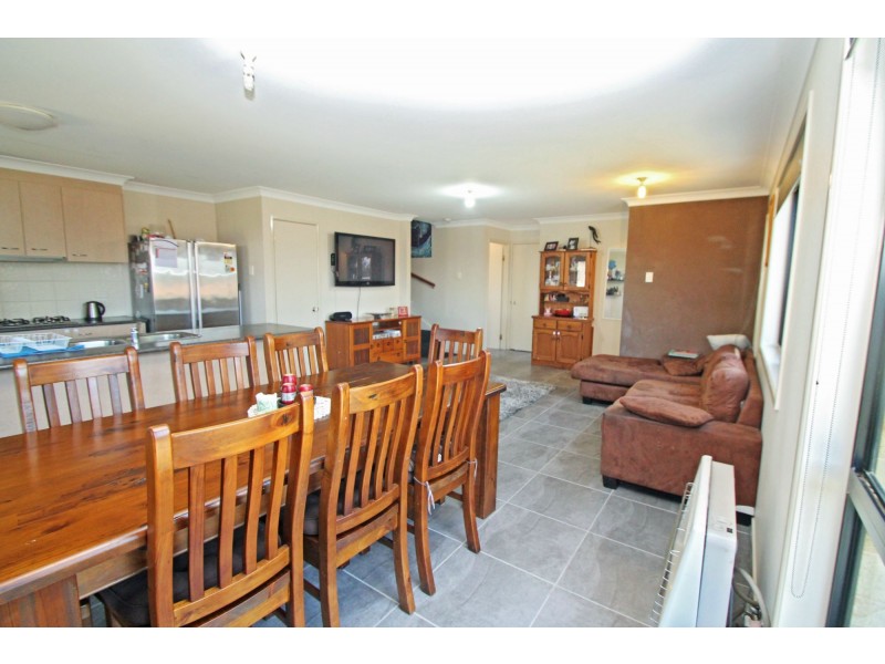 8 Hughes Place, Warwick QLD 4370