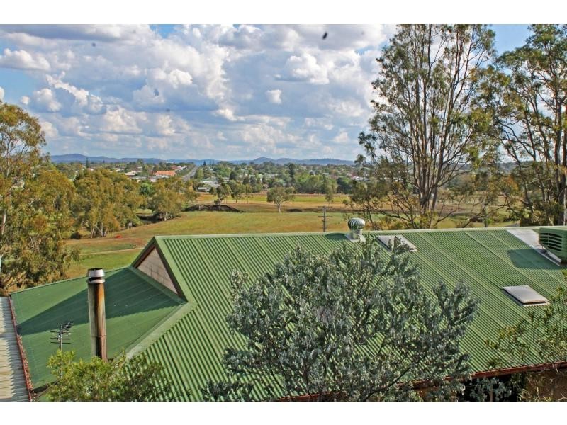 1 Marshall Street, Warwick QLD 4370