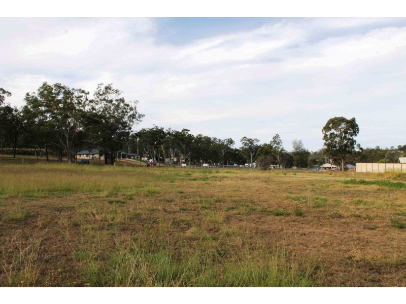 8A Yangan Road, Warwick QLD 4370
