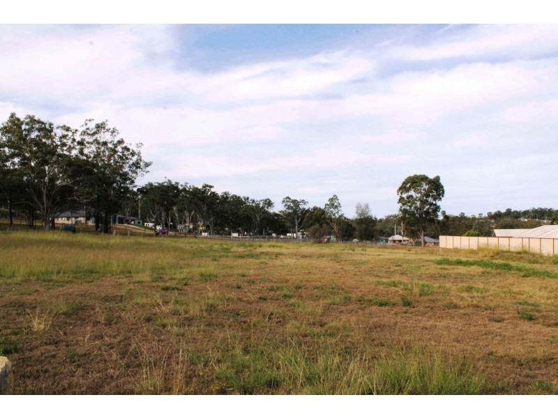 8A Yangan Road, Warwick QLD 4370