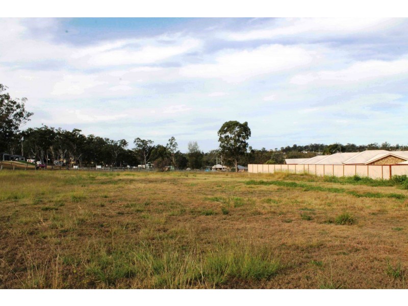 8A Yangan Road, Warwick QLD 4370