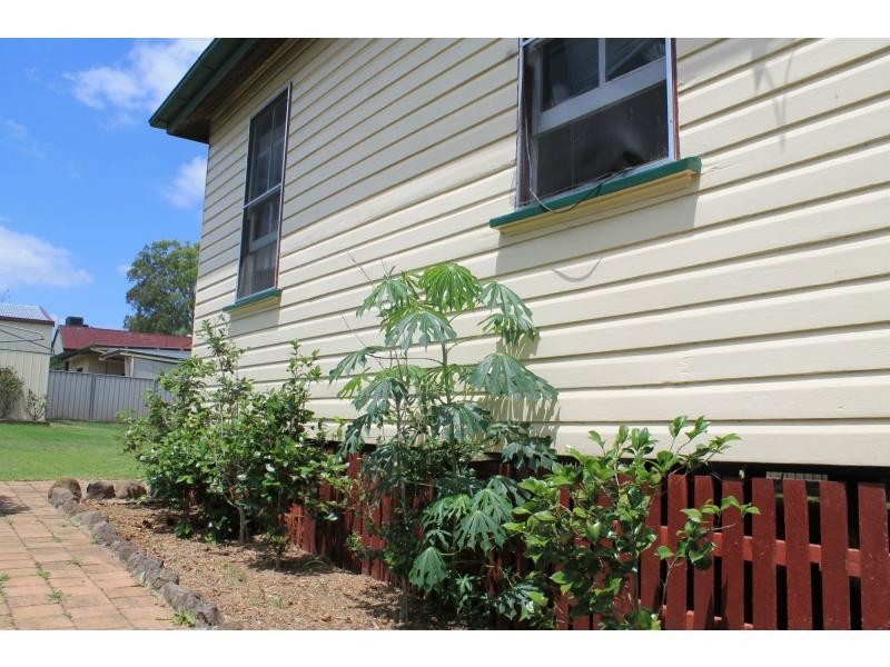 30 Fitzroy Street, Warwick QLD 4370