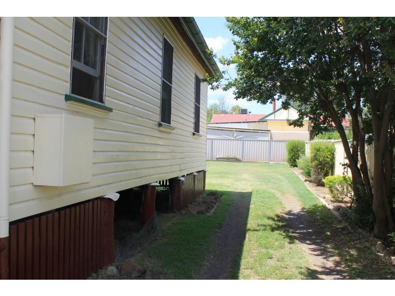 30 Fitzroy Street, Warwick QLD 4370
