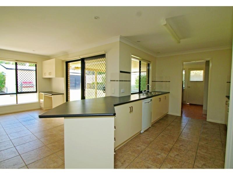 4 Rodeo Drive, Warwick QLD 4370