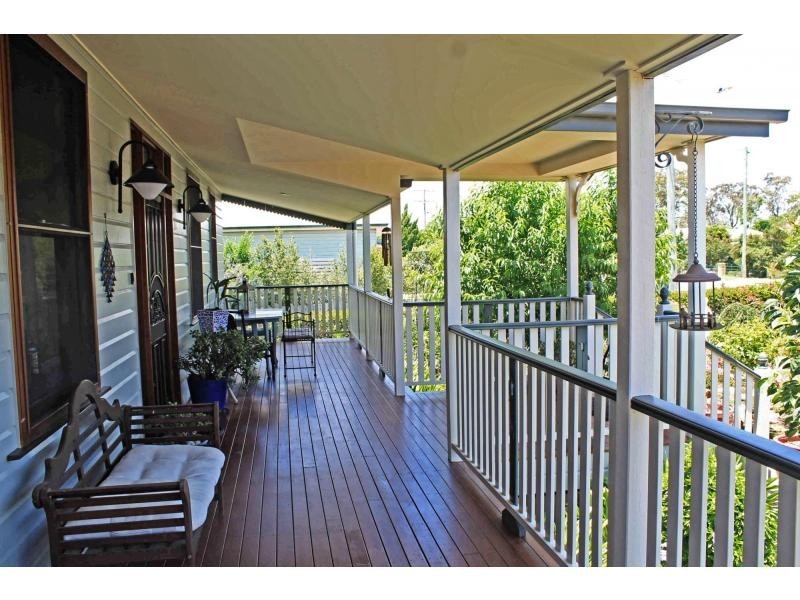 45 Locke Street, Warwick QLD 4370