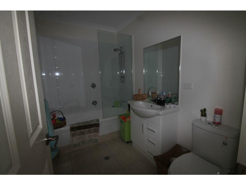 25 Rowland Street, Warwick QLD 4370