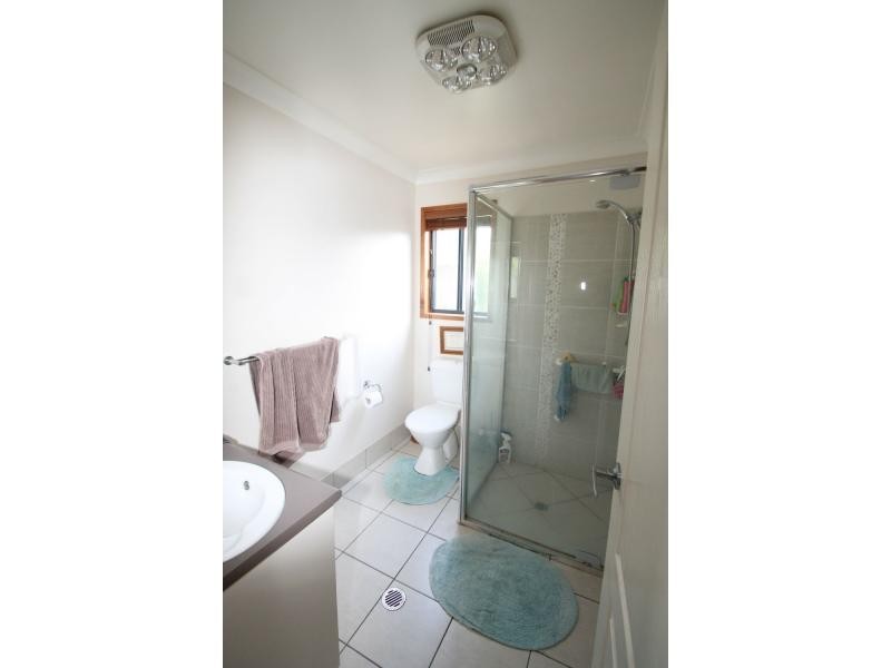 2/27a Myall Avenue, Warwick QLD 4370
