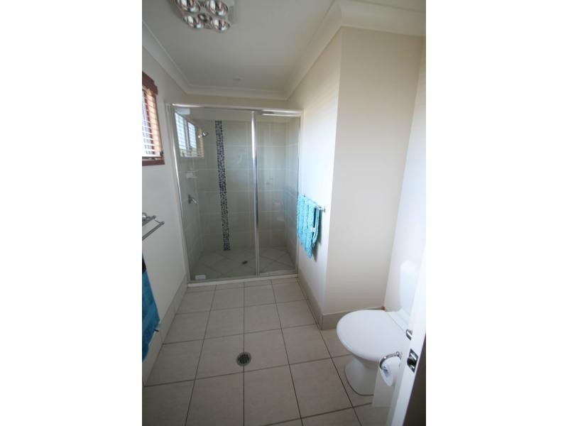 2/27a Myall Avenue, Warwick QLD 4370