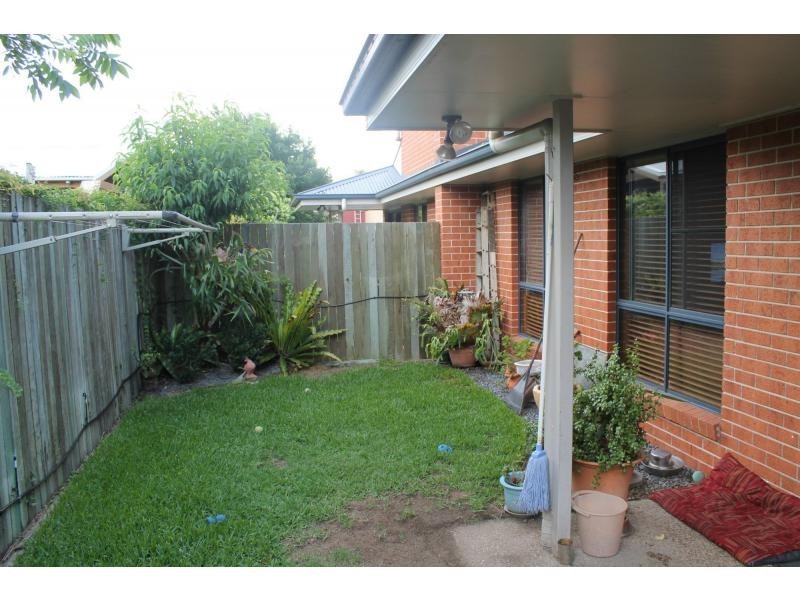 2/27a Myall Avenue, Warwick QLD 4370