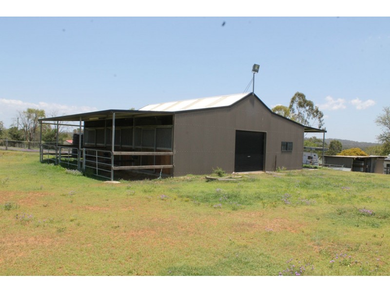26 Campbell Road, Rosenthal Heights QLD 4370