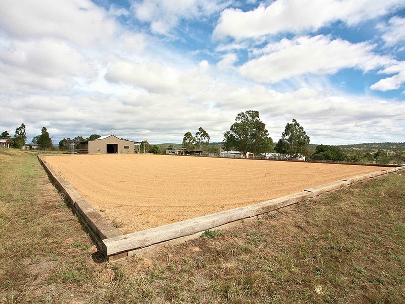 26 Campbell Road, Rosenthal Heights QLD 4370