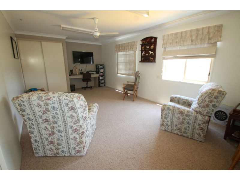 26 Campbell Road, Rosenthal Heights QLD 4370