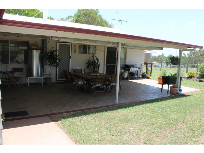 26 Campbell Road, Rosenthal Heights QLD 4370