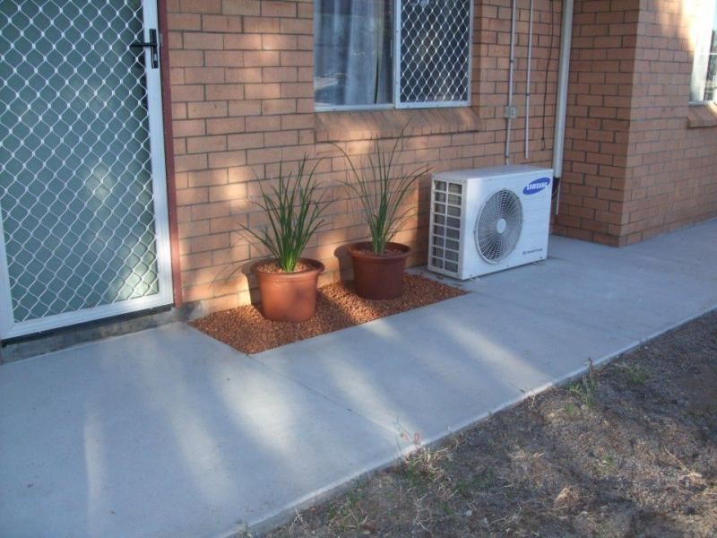 2/7 Denham Street, Warwick QLD 4370