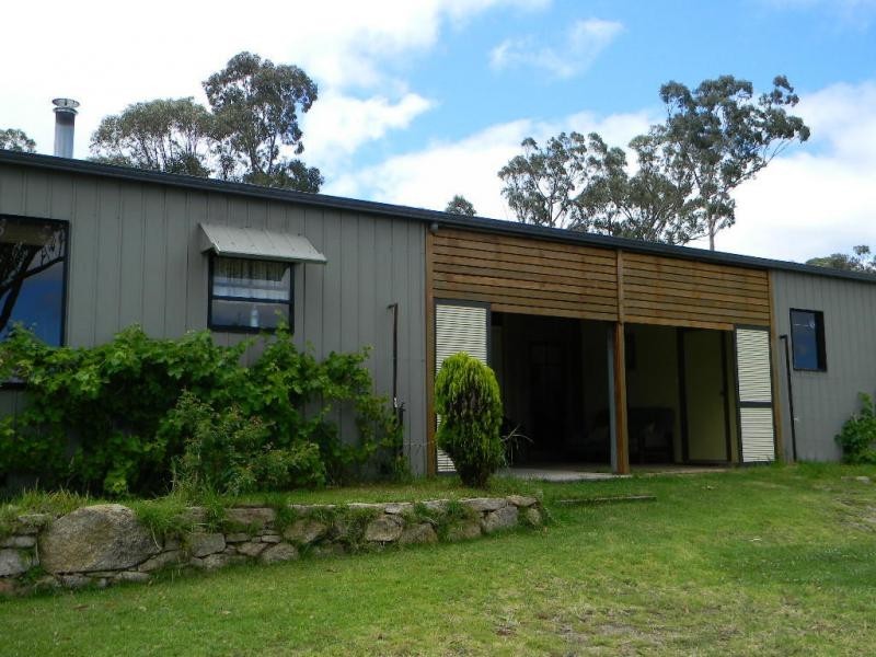 298 Marinis Road, Stanthorpe QLD 4380