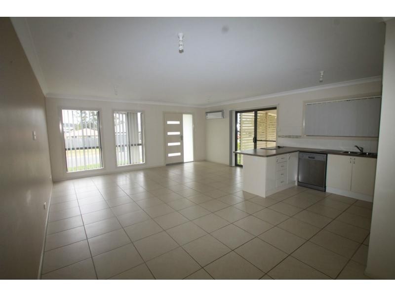 8 Rose Lea Court, Warwick QLD 4370