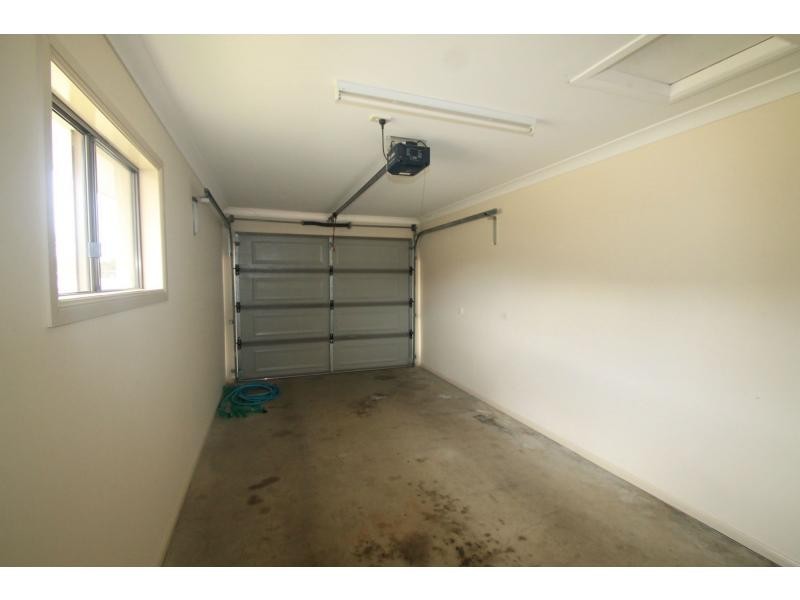 8 Rose Lea Court, Warwick QLD 4370