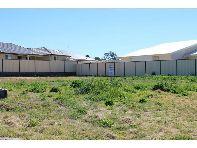 12 Floribunda Avenue, Warwick QLD 4370