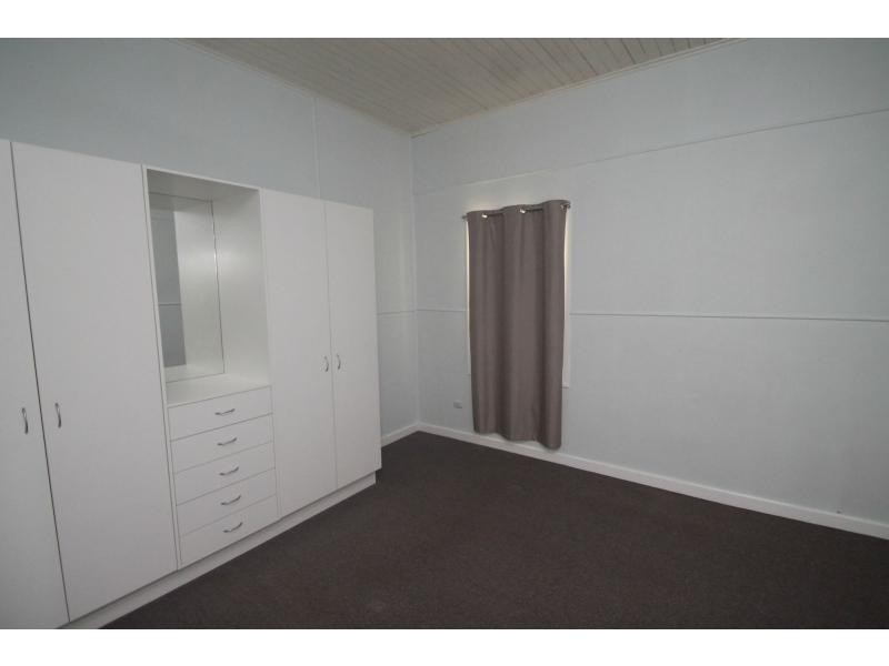 15 King Street, Yangan QLD 4371