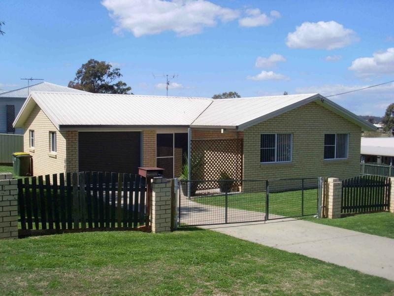 14 Aspinall Street, Warwick QLD 4370