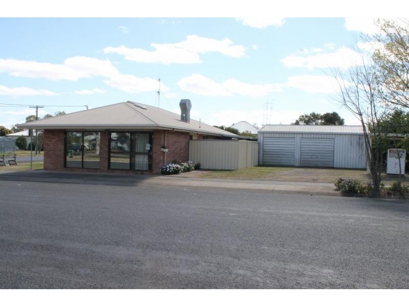 8 Fisher Street, Clifton QLD 4361