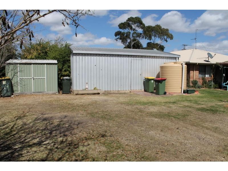 8 Fisher Street, Clifton QLD 4361