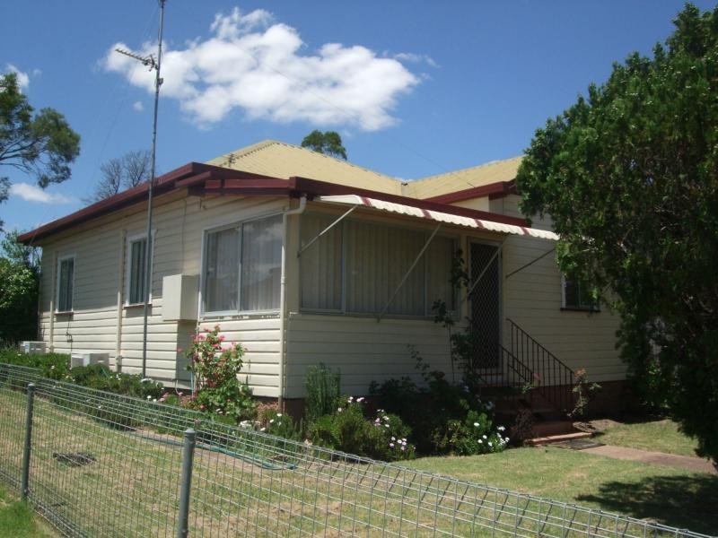 164 Wood Street, Warwick QLD 4370