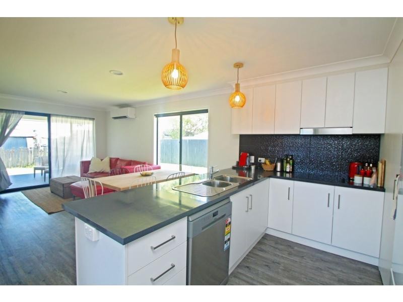 27A Oak Avenue, Warwick QLD 4370