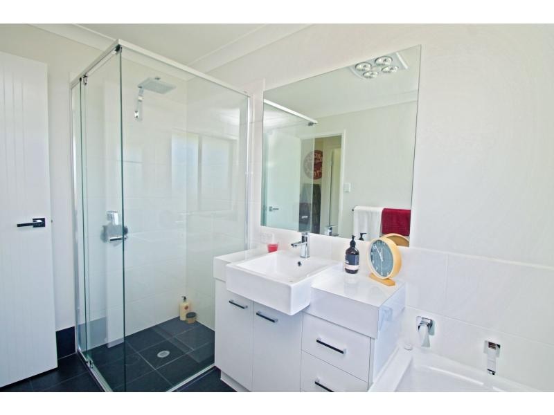 27A Oak Avenue, Warwick QLD 4370