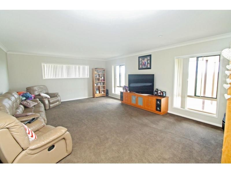 8 Condavale Drive, Warwick QLD 4370